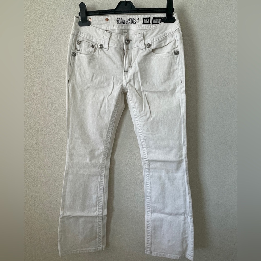 White Bootcut Miss Me jeans